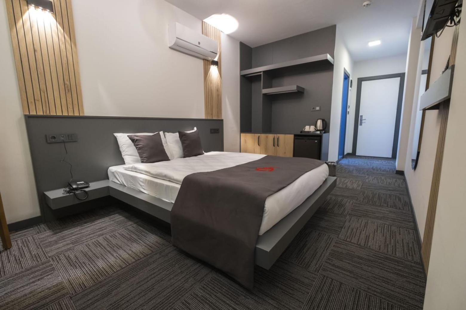 איזמיר Dewy Hotel מראה חיצוני תמונה