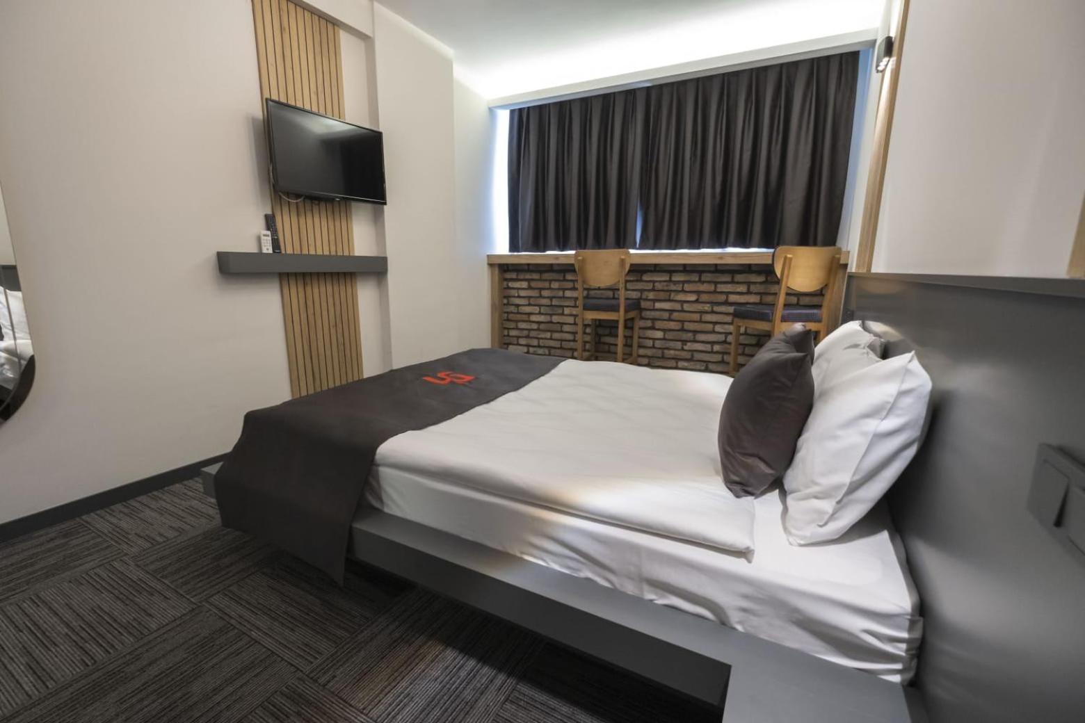 איזמיר Dewy Hotel מראה חיצוני תמונה