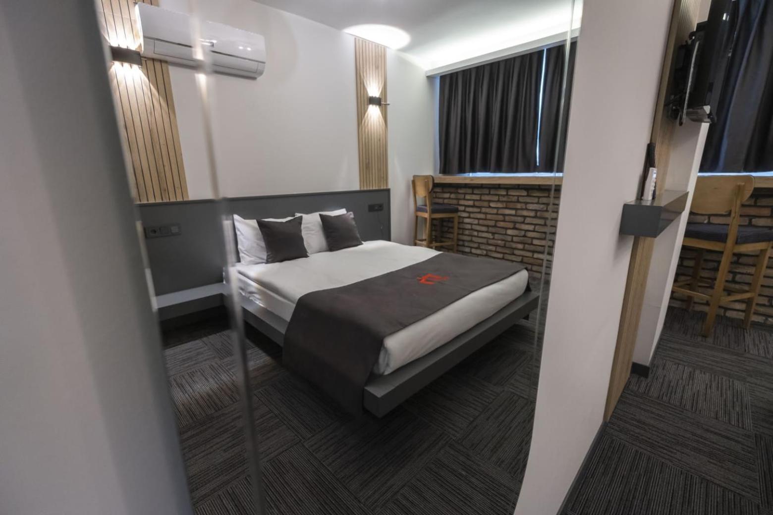 איזמיר Dewy Hotel מראה חיצוני תמונה