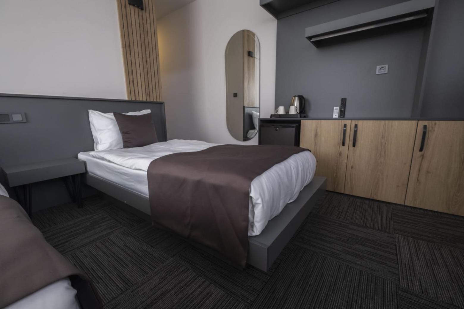 איזמיר Dewy Hotel מראה חיצוני תמונה